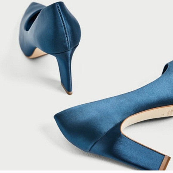 ZARA BLUE SATIN POINTED HIGH HEELS BRAND NEW WITH TAGS AND BOX EUR 38 US 7.5 - Picture 3 of 3